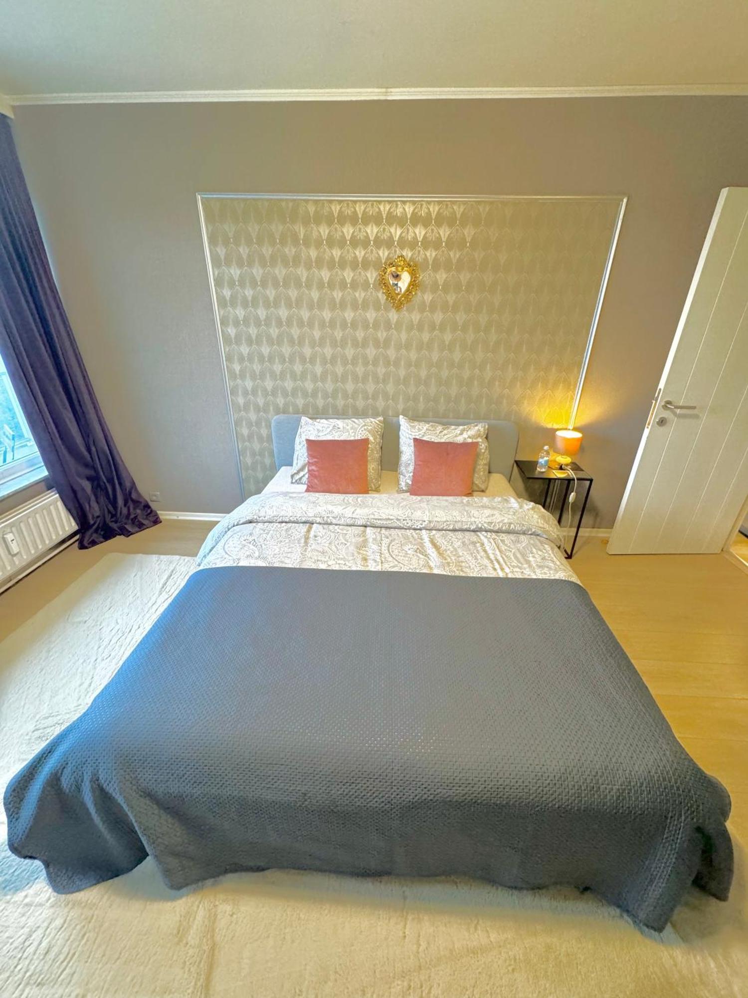 Hearth Of Brussels Gateway Apartment Luaran gambar